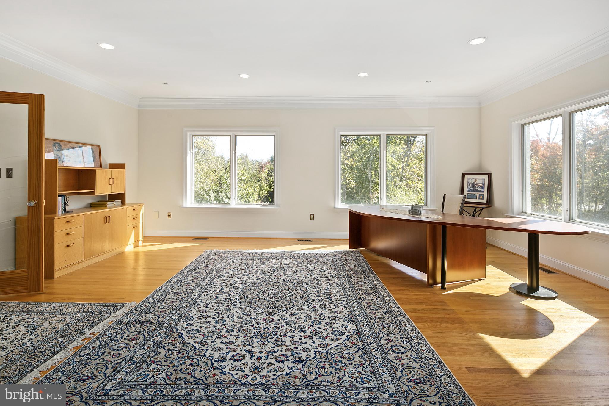 11206 Albermyrtle Road Potomac, MD 20854 - Photo 21 of 30 Bedroom