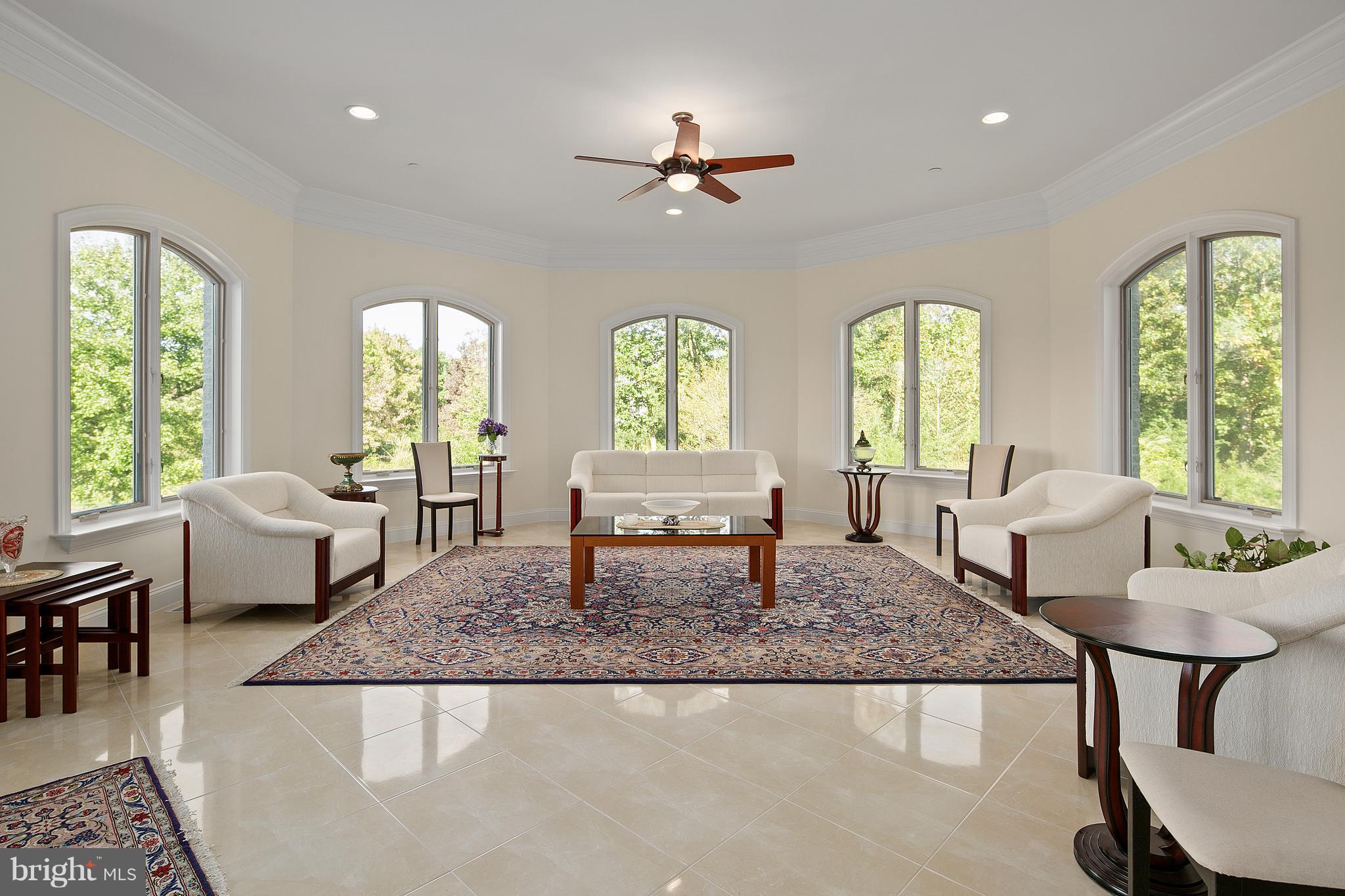 11206 Albermyrtle Road Potomac, MD 20854 - Photo 10 of 30 Living Room