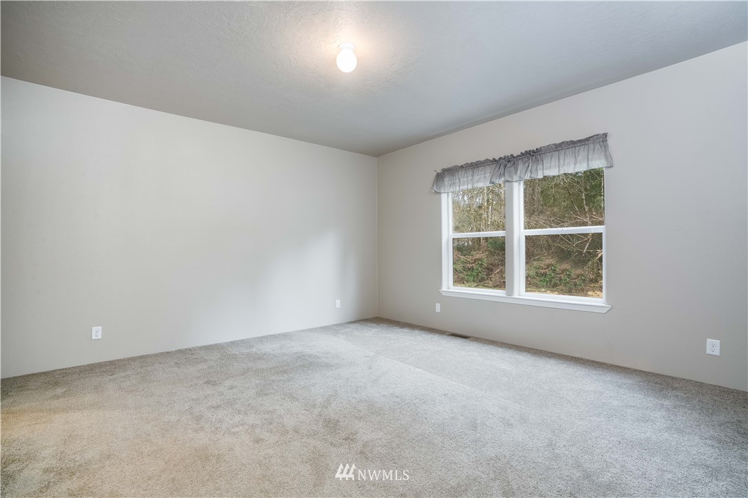 402 Zandecki Road Napavine, WA 98532 - Photo 17 of 39