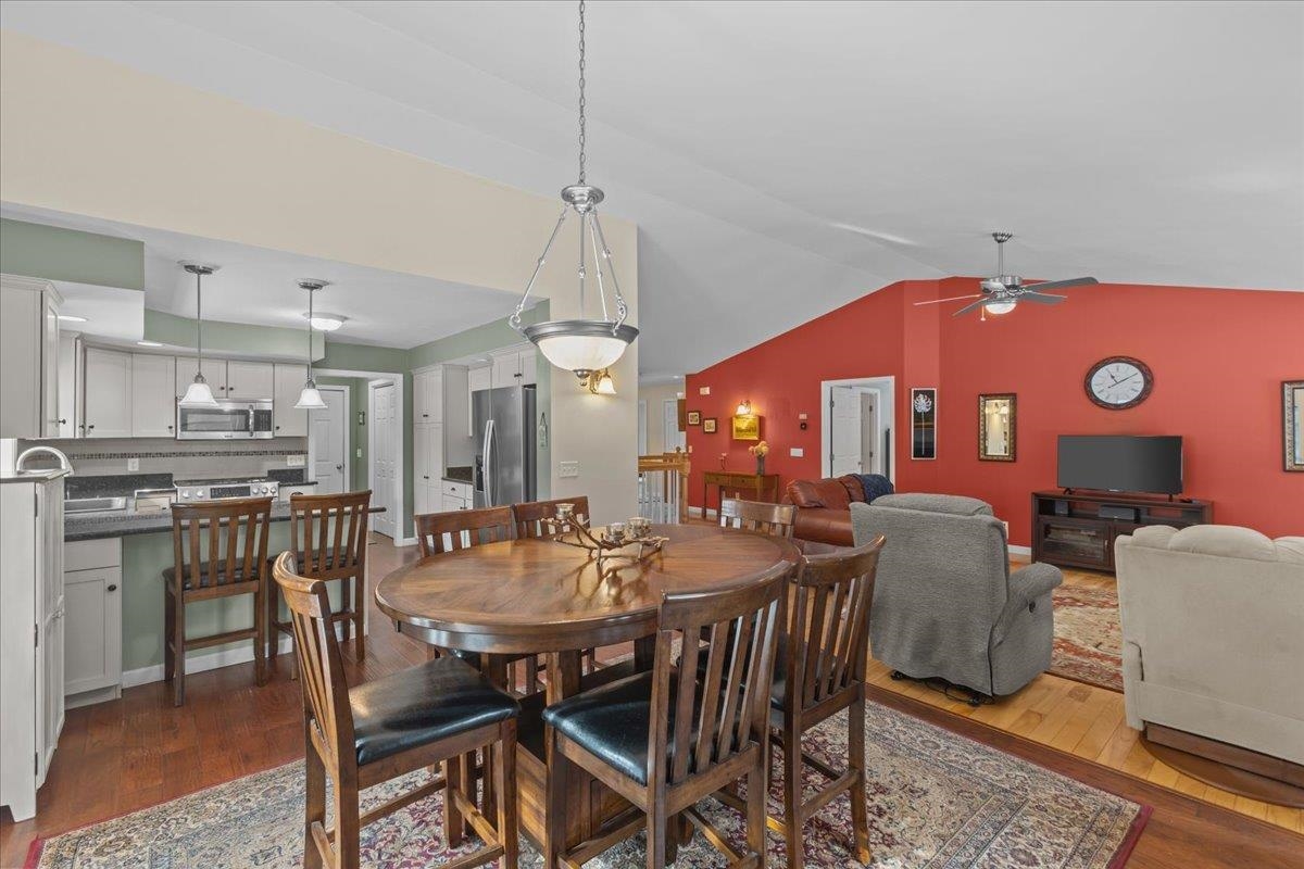 42 Hailey's Way Colchester, VT 05446 - Photo 8 of 32