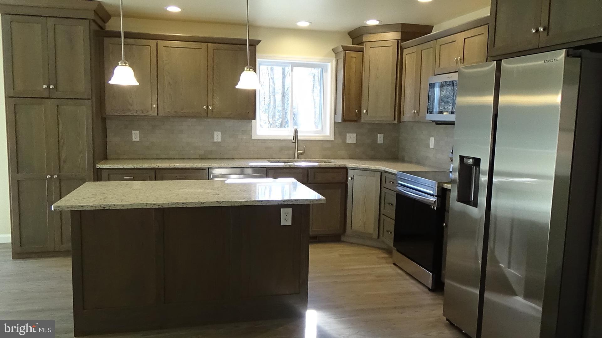665 Sugar Run Road Millerstown, PA 17062 - Photo 5 of 31 Gallery Image 5