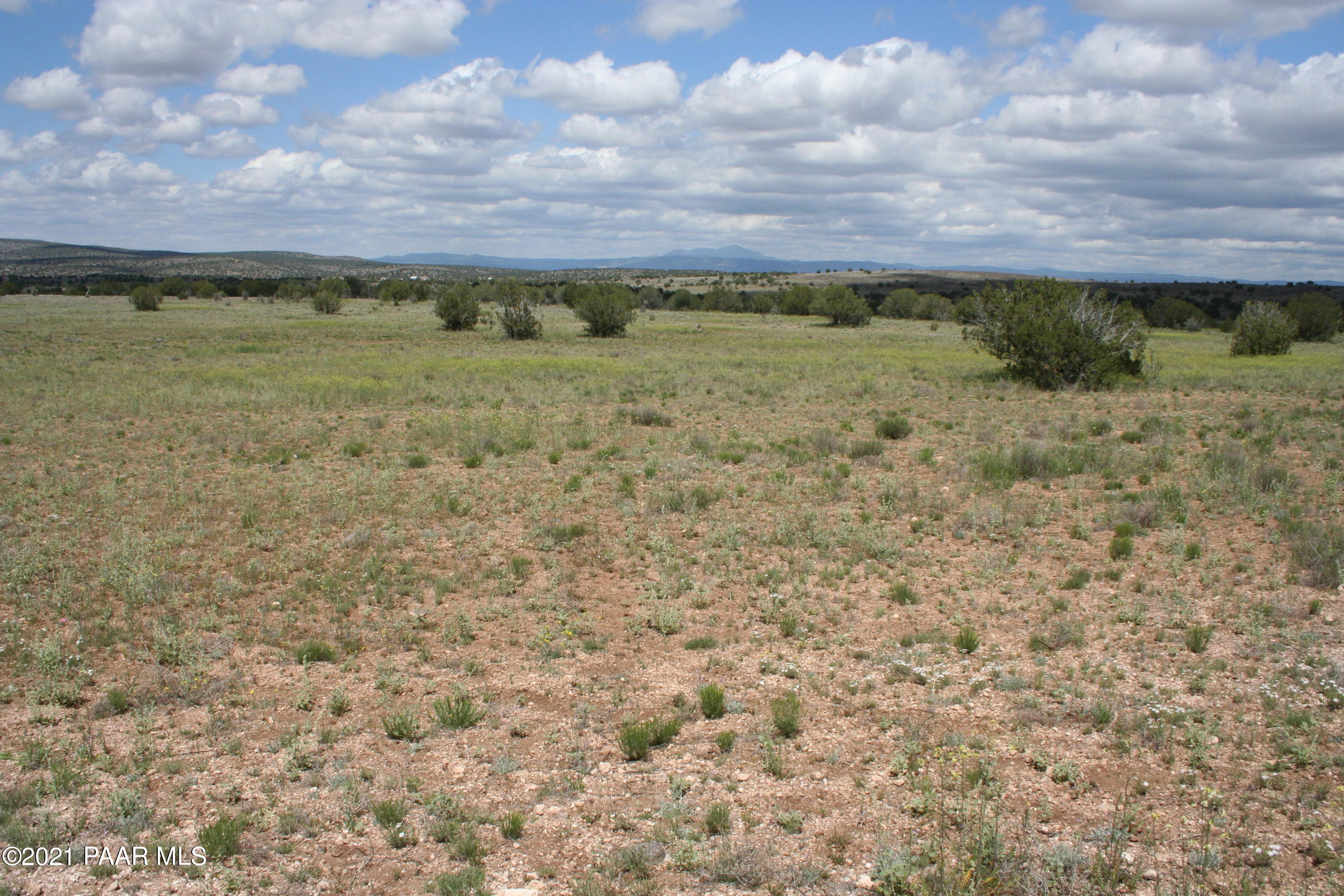 Lt A East Sweet Valley Road Paulden, AZ 86334 - Photo 3 of 3 View North