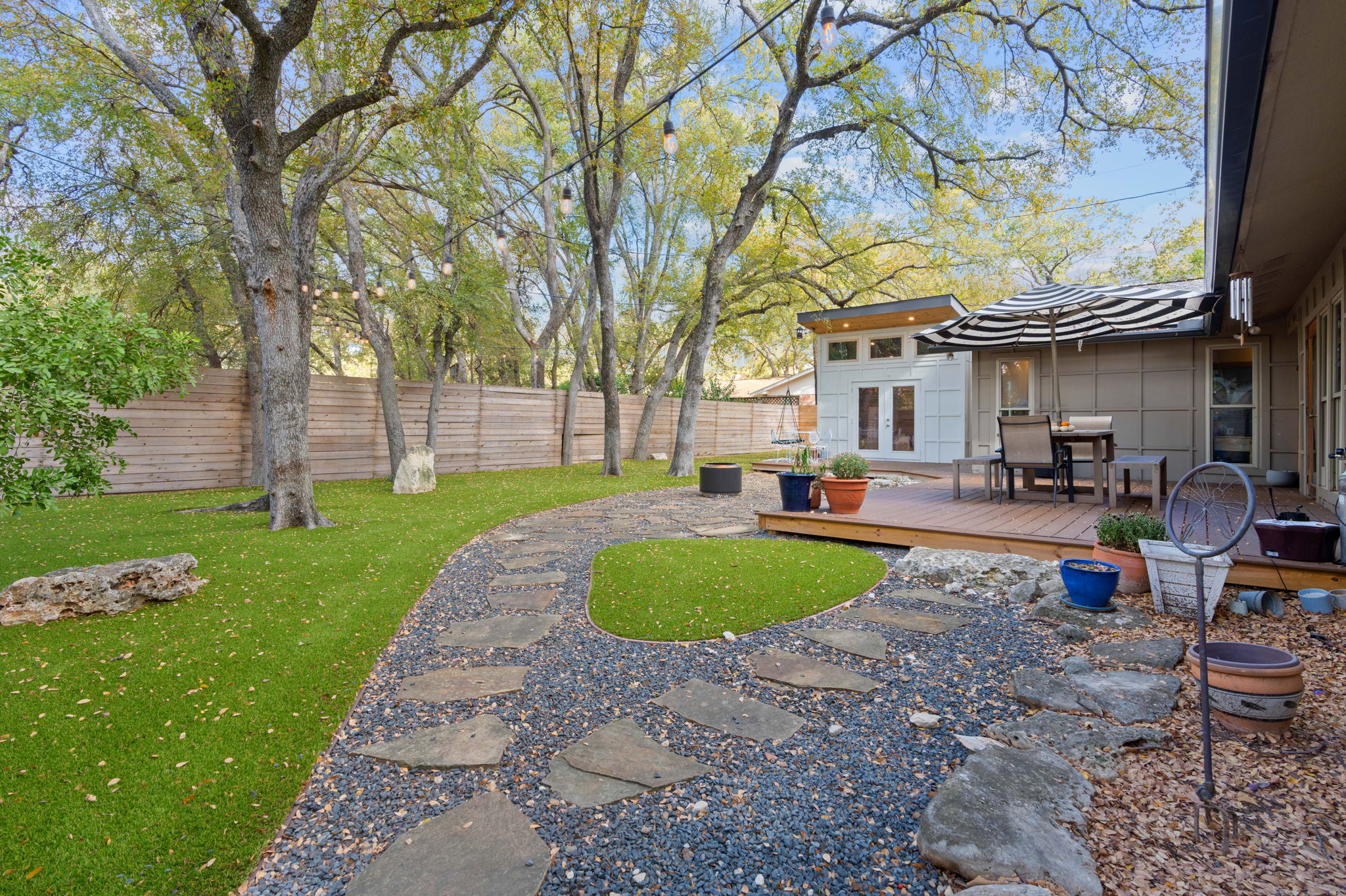12904 Trailwood Road Austin, TX 78727 - Photo 5 of 35