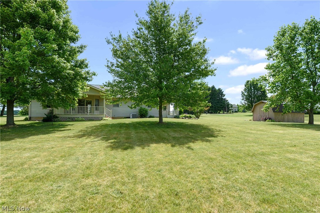 11600 Green Road Wakeman, OH 44889 - Photo 32 of 35