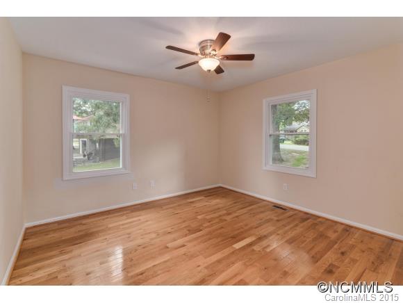 7 Fair Oaks Road Arden, NC 28704 - Photo 16 of 24 Gallery Image 16