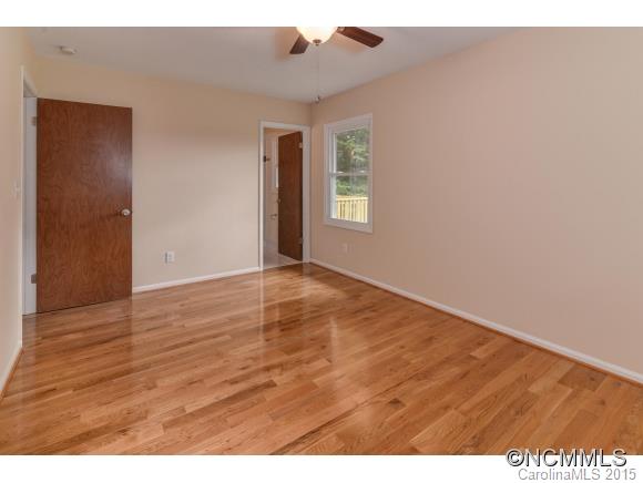 7 Fair Oaks Road Arden, NC 28704 - Photo 18 of 24 Gallery Image 18