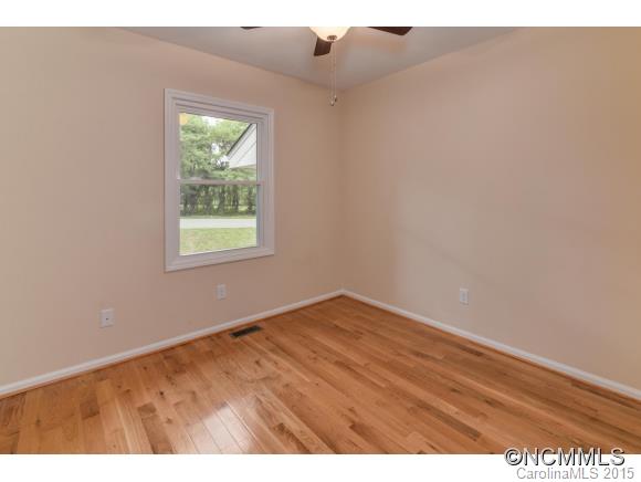 7 Fair Oaks Road Arden, NC 28704 - Photo 21 of 24 Gallery Image 21