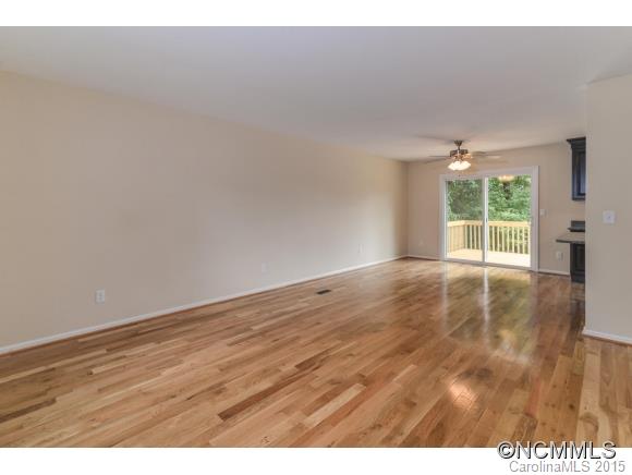 7 Fair Oaks Road Arden, NC 28704 - Photo 6 of 24 Gallery Image 6