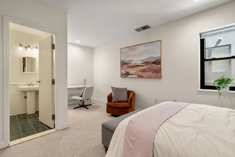 $965,000 | 103 Gainsborough Street, Unit 108, Boston, MA 02115
