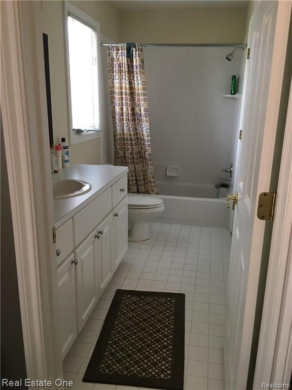 3697 Warwick Drive Rochester Hills, MI 48309 - Photo 28 of 31
