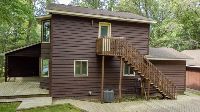 $550,000 | 5774 Wayne Avenue, Pentwater, MI 49449