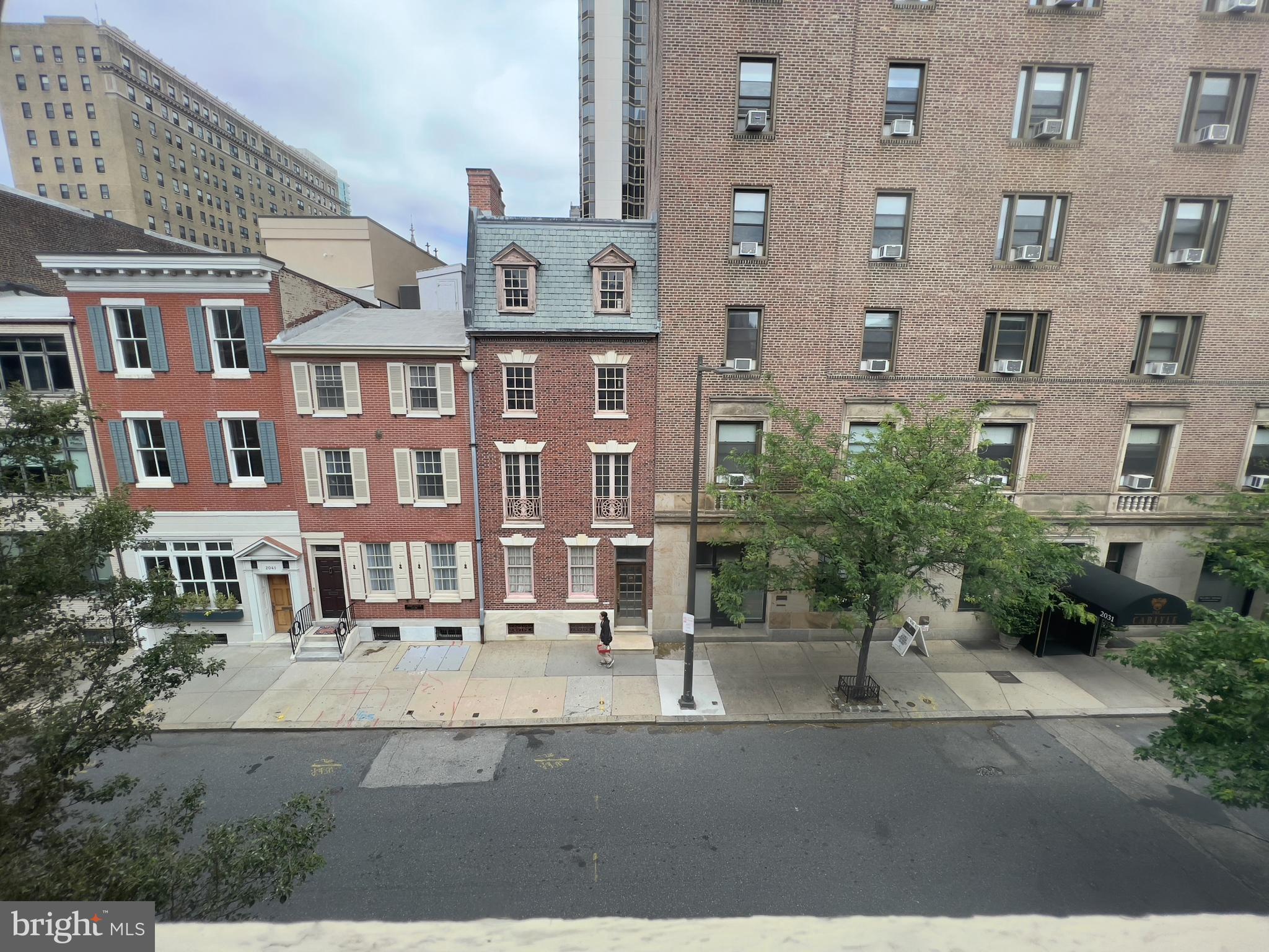 2038 Locust Street, Unit 3 Philadelphia, PA 19103 - Photo 11 of 35