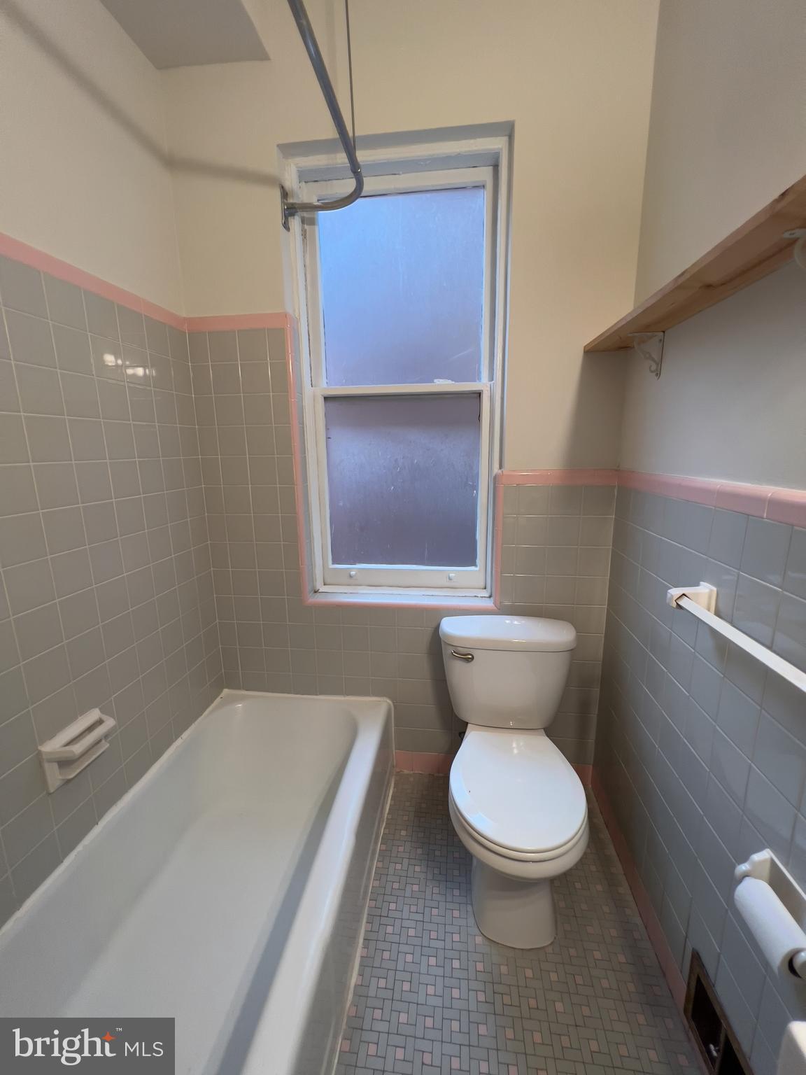 2038 Locust Street, Unit 3 Philadelphia, PA 19103 - Photo 19 of 35