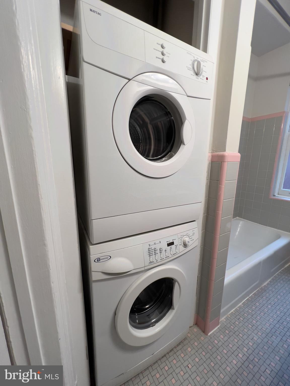 2038 Locust Street, Unit 3 Philadelphia, PA 19103 - Photo 24 of 35