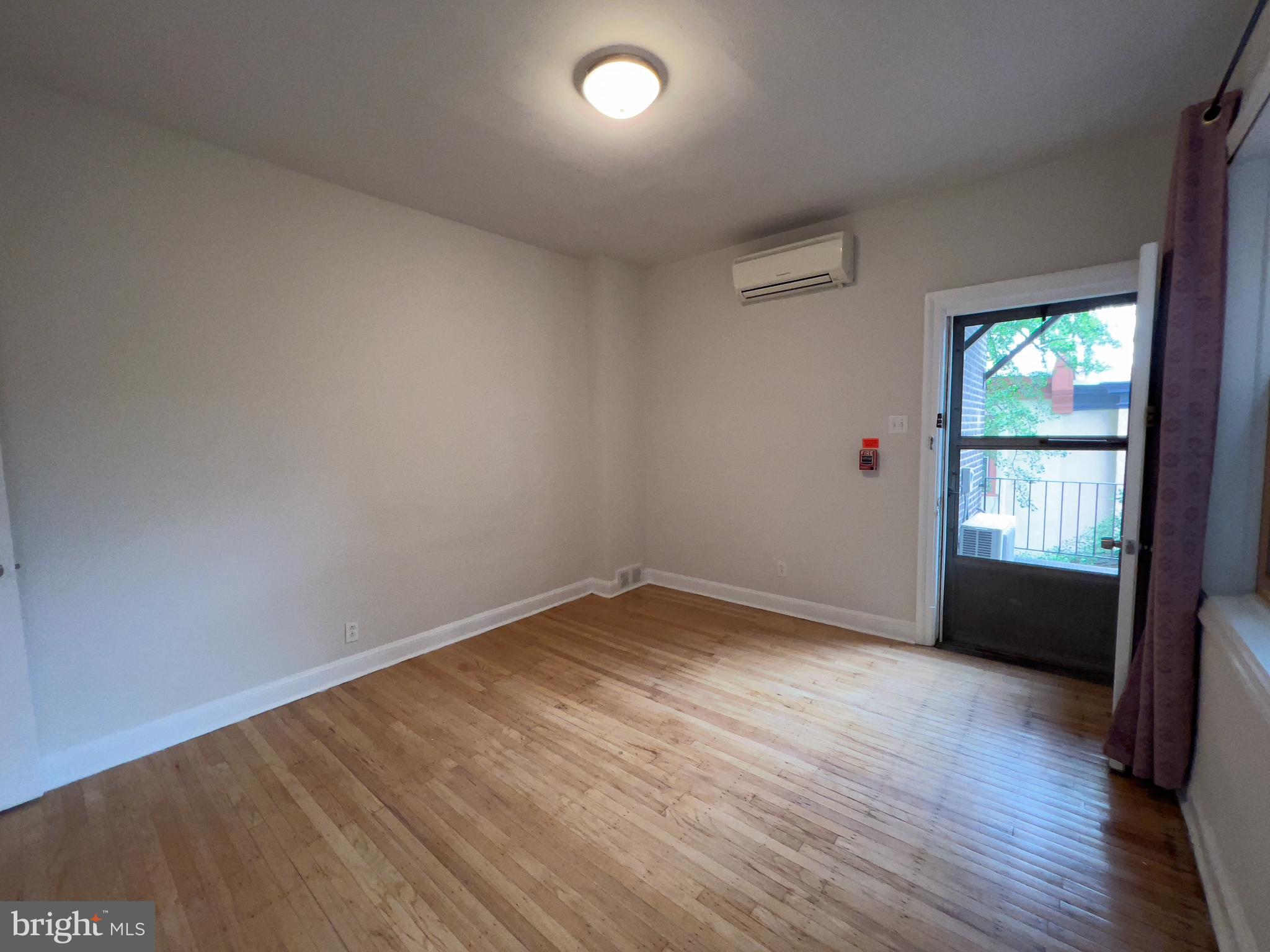 2038 Locust Street, Unit 3 Philadelphia, PA 19103 - Photo 31 of 35