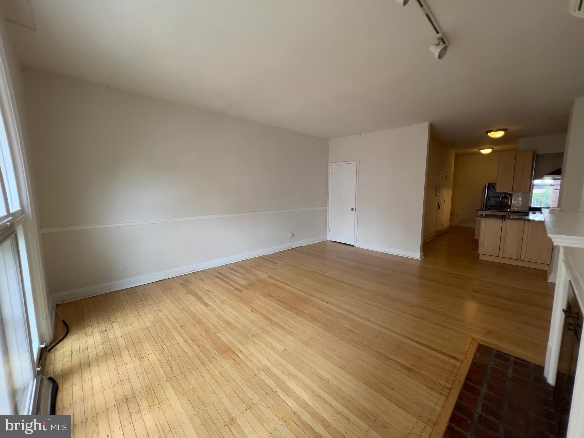 2038 Locust Street, Unit 3 Philadelphia, PA 19103 - Photo 6 of 35