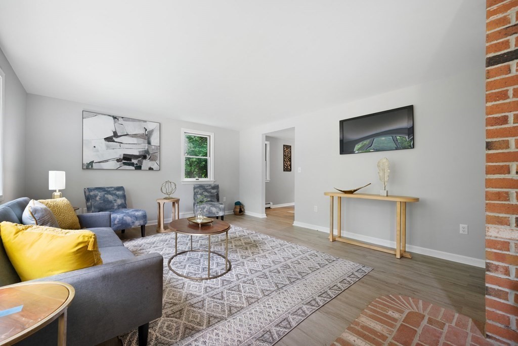 575 Ocean Road Portsmouth, NH 03801 - Photo 3 of 34 Gallery Image 3