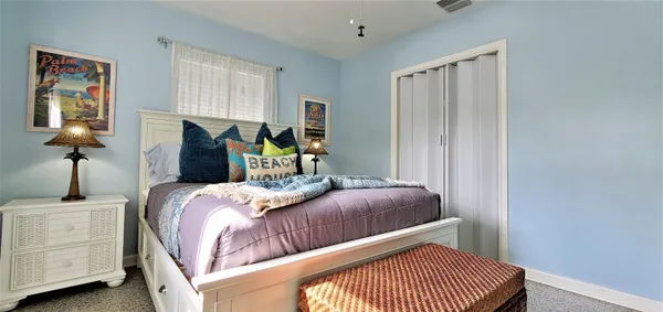 $2,200 | 403 32nd Street, West Palm Beach, FL 33407
