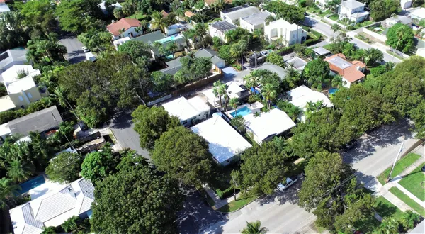 $2,200 | 403 32nd Street, West Palm Beach, FL 33407