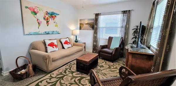 $2,200 | 403 32nd Street, West Palm Beach, FL 33407
