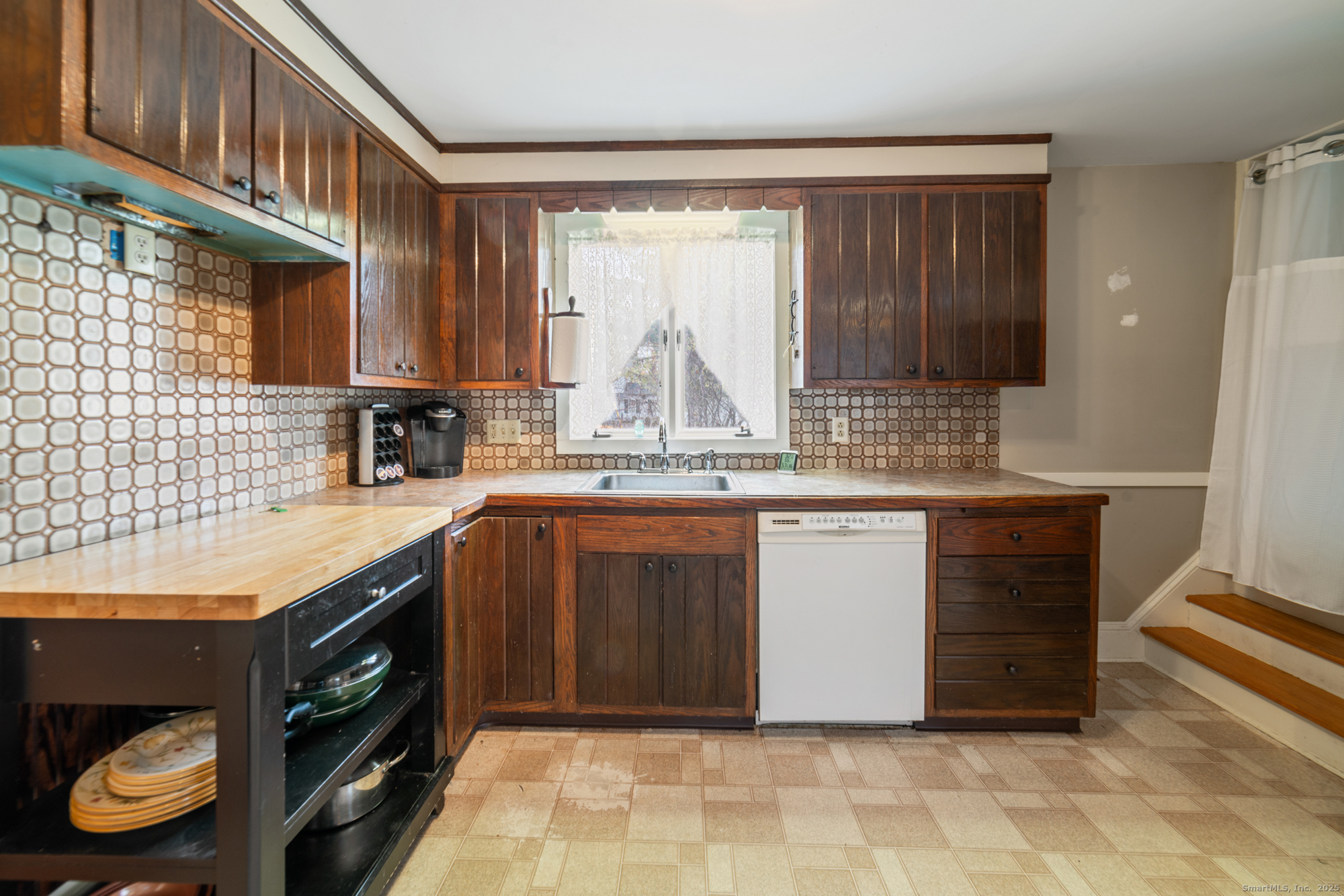 93 Greenwoods Road East Norfolk, CT 06058 - Photo 2 of 40