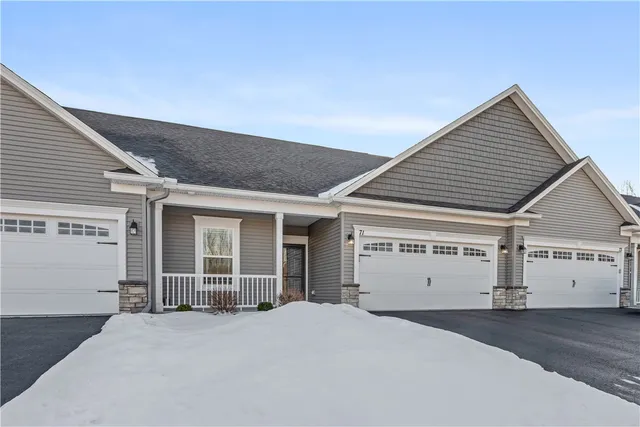 $349,900 | 71 Timber Creek Trail, Gates, NY 14606