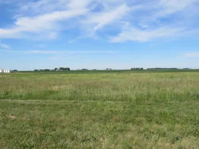 $49,900 | 157 Shadow Ridge Boulevard, Forsyth, IL 62535