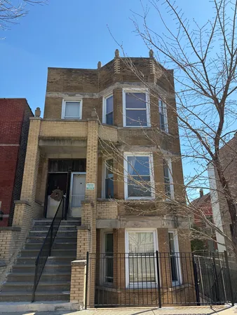 $799,000 | 3225 South Union Avenue, Chicago, IL 60616
