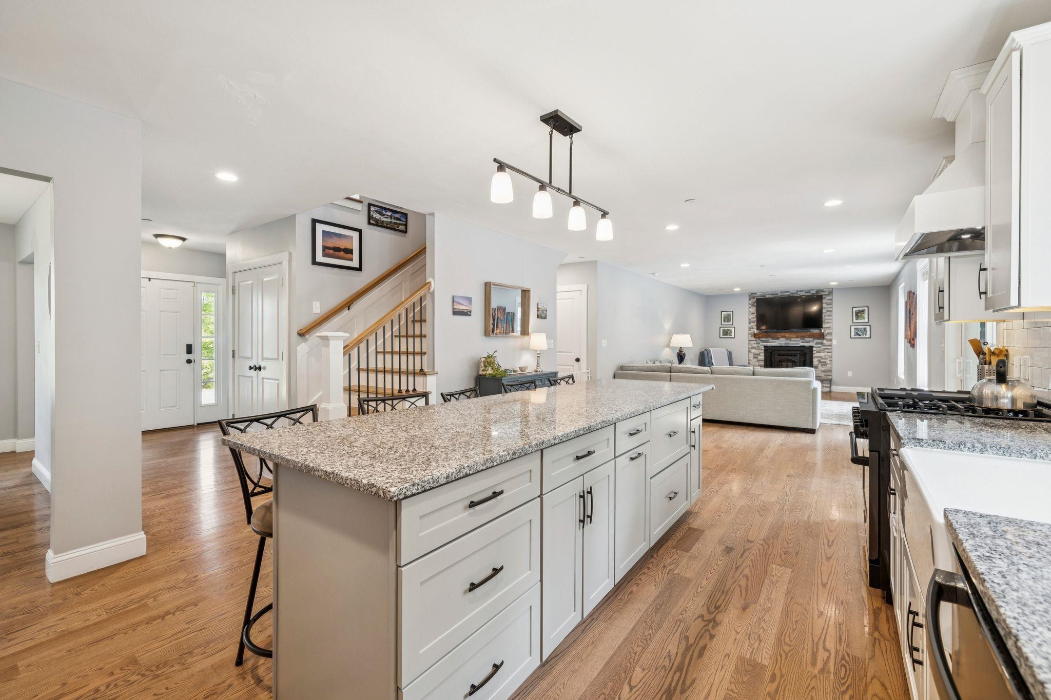 55 Lorden Road New Boston, NH 03070 - Photo 6 of 47