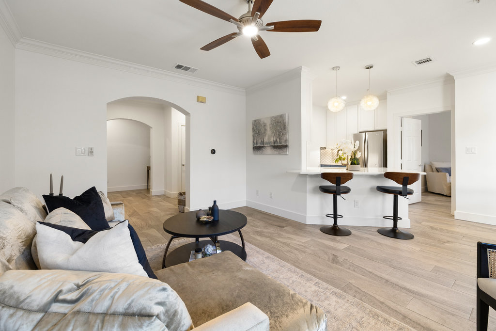 7701 Rialto Boulevard, Unit 1324 Austin, TX 78735 - Photo 8 of 38