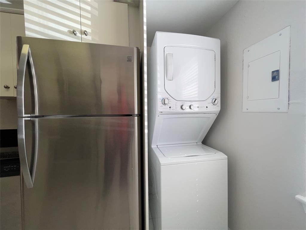 1502 Heights Boulevard, Unit 2 Houston, TX 77008 - Photo 5 of 11