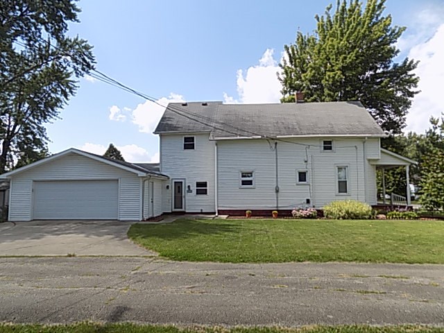 515 Penn Street Decatur, IN 46733 - Photo 3 of 35