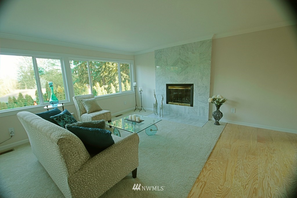 305 216th Street Southeast Bothell, WA 98021 - Photo 9 of 25