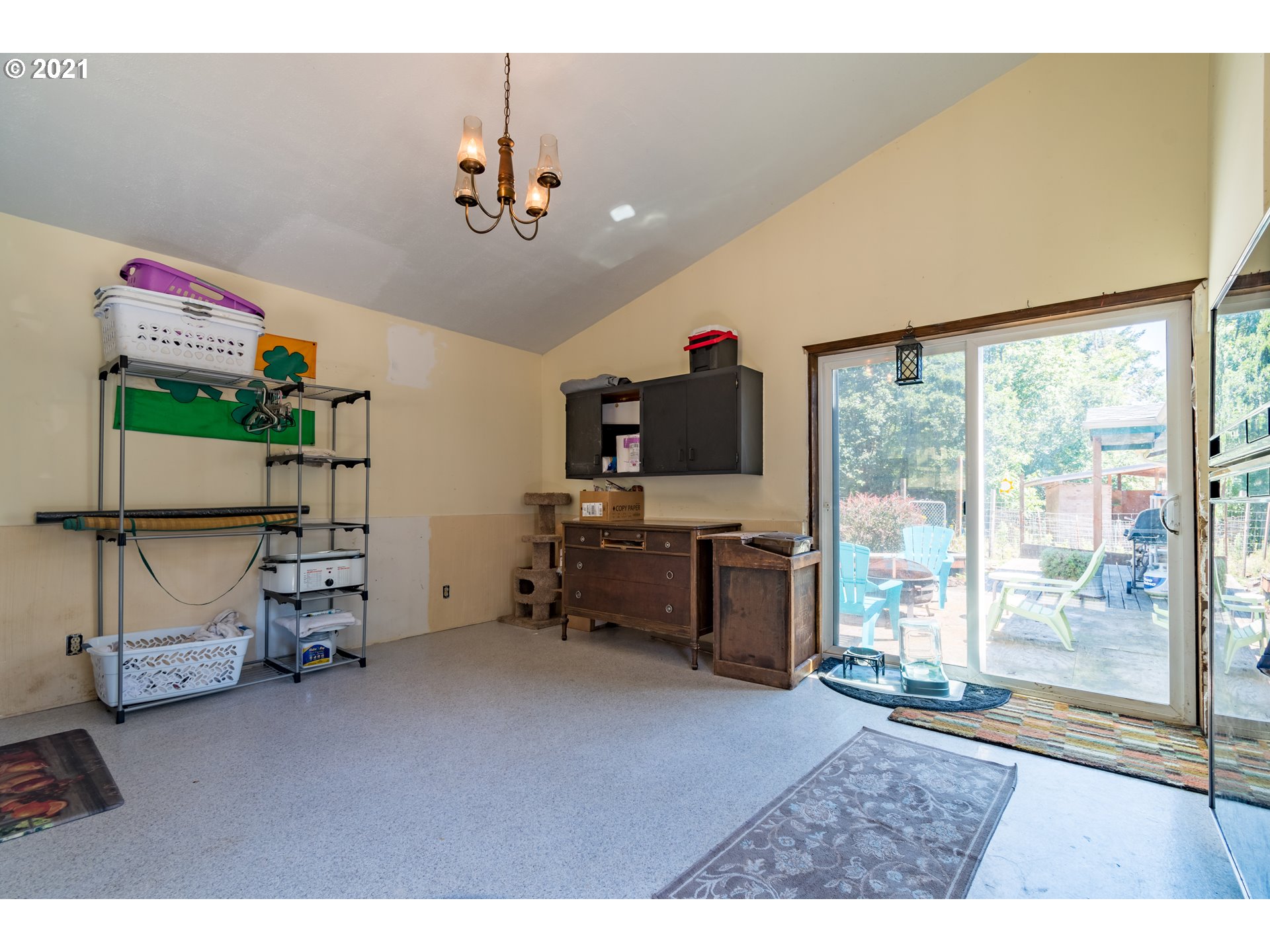 89989 Hill Road Springfield, OR 97478 - Photo 20 of 32