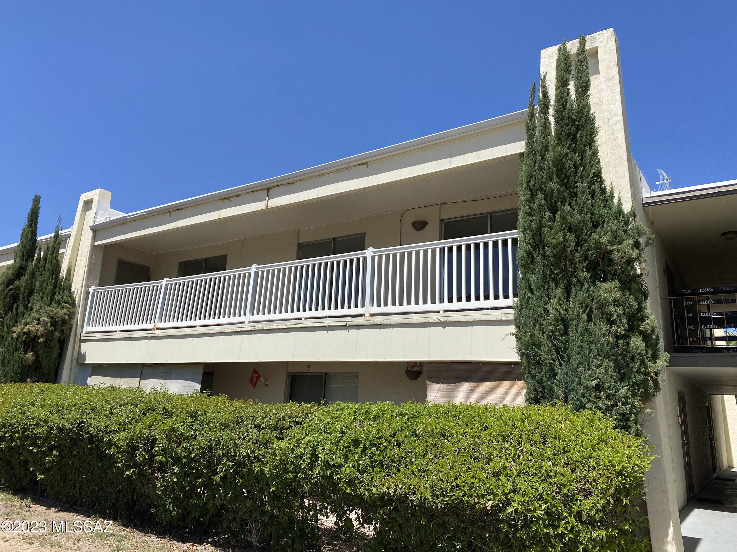625 South Prudence Road, Unit 206 Tucson, AZ 85710 - Photo 1 of 18