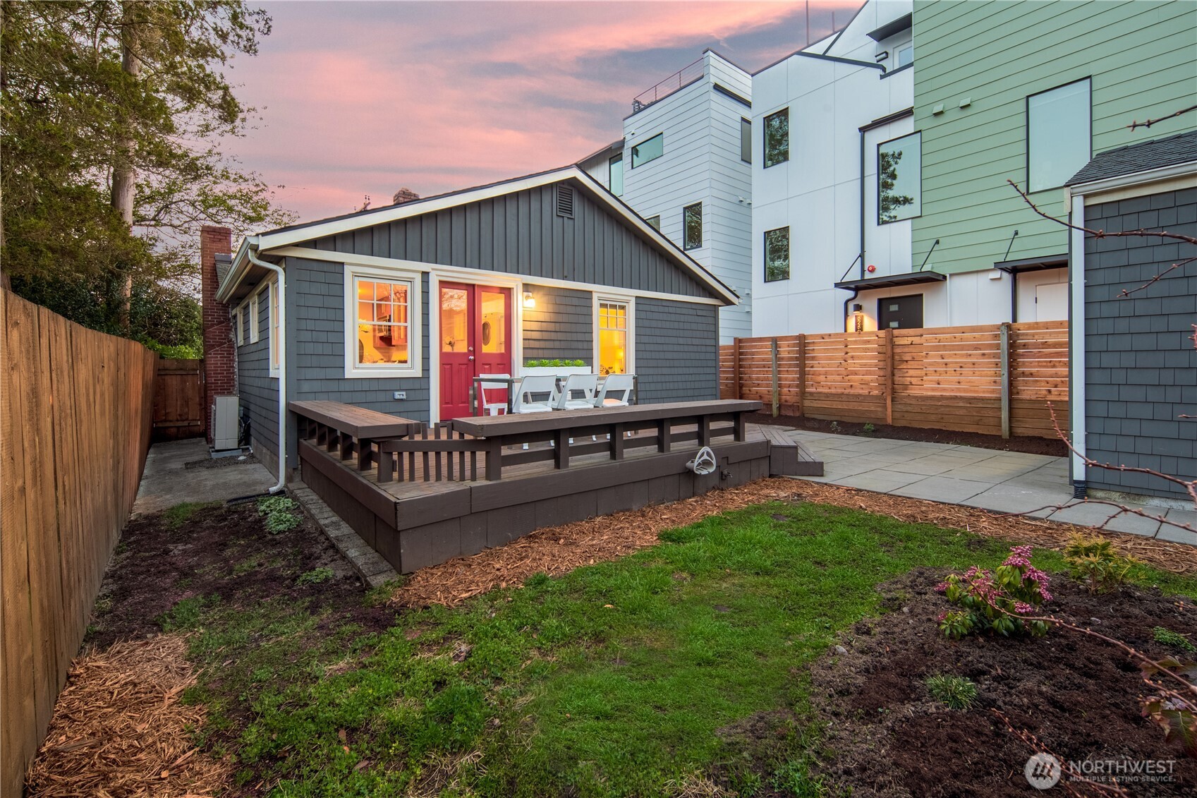532 North 72nd Street Seattle, WA 98103 - Photo 26 of 32 Gallery Image 26