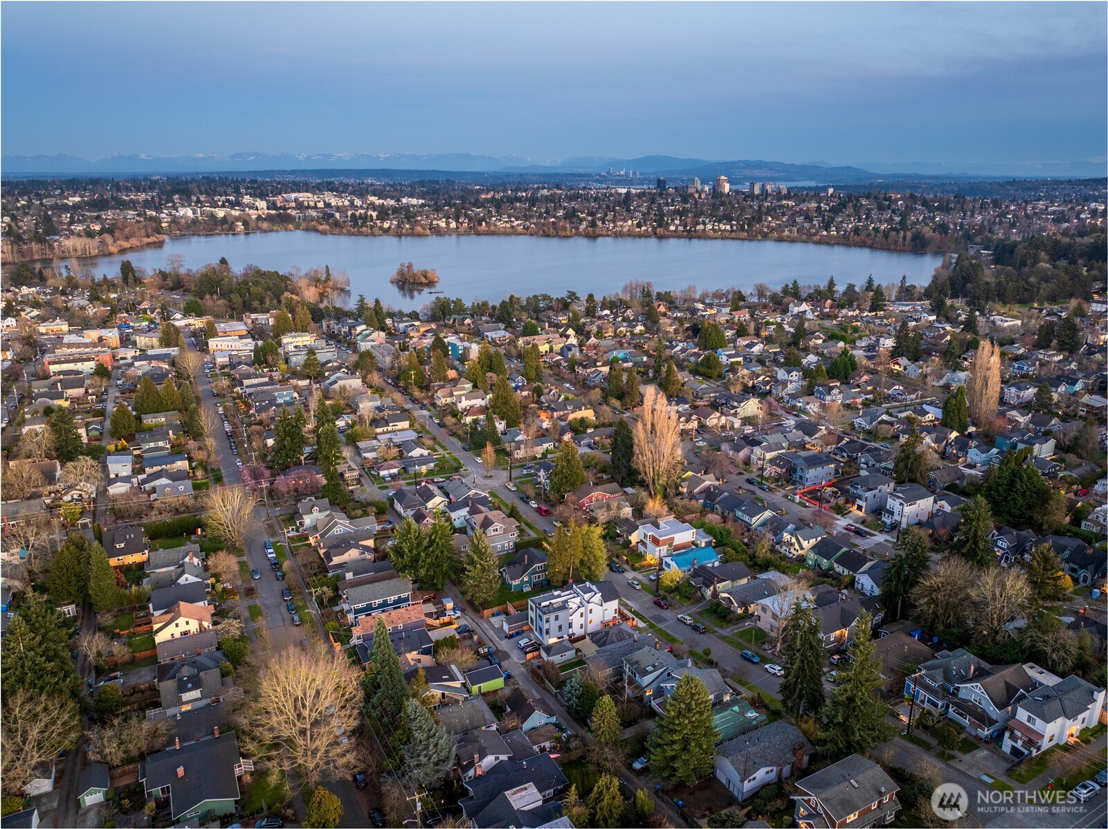 532 North 72nd Street Seattle, WA 98103 - Photo 31 of 32 Gallery Image 31