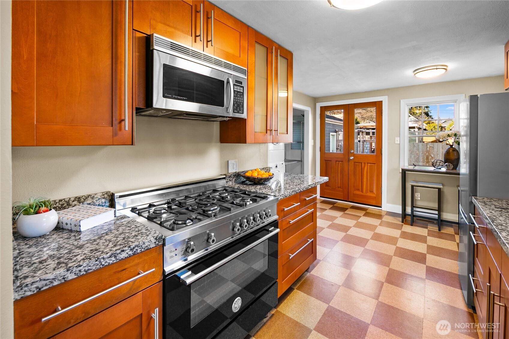 532 North 72nd Street Seattle, WA 98103 - Photo 9 of 32 Gallery Image 9