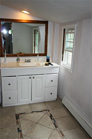 138 Bay Road Easton, MA 02356 - Photo 3 of 6 Gallery Image 3