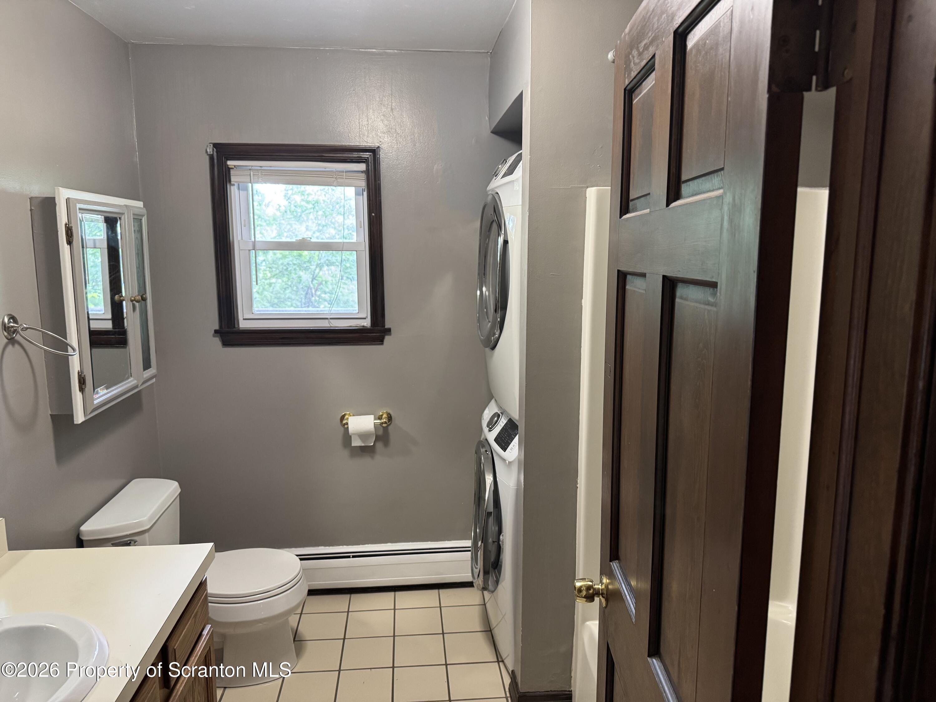 23 East Mountain Road, Unit A Scranton, PA 18505 - Photo 8 of 18 IMG_7573