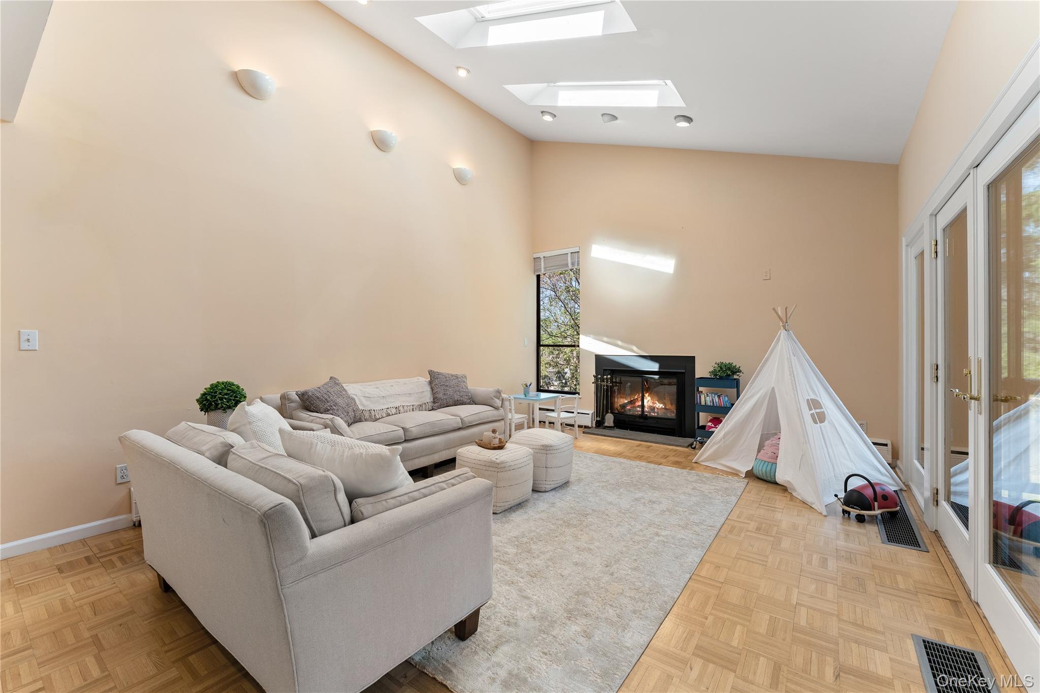 111 Ridge Road Ardsley, NY 10502 - Photo 10 of 24