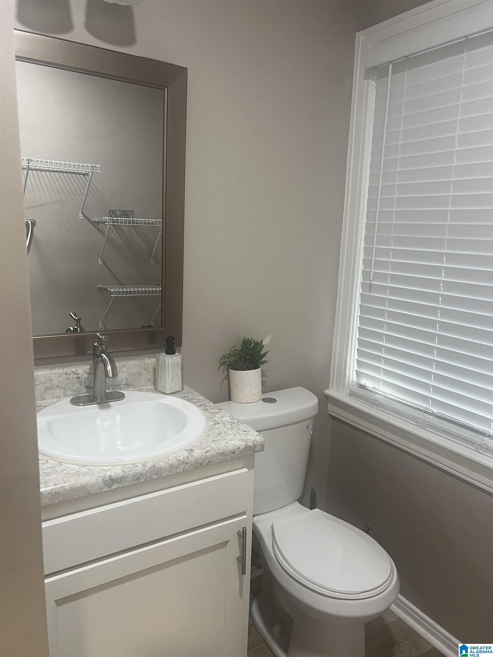 9 6th Avenue Southwest Birmingham, AL 35211 - Photo 8 of 15