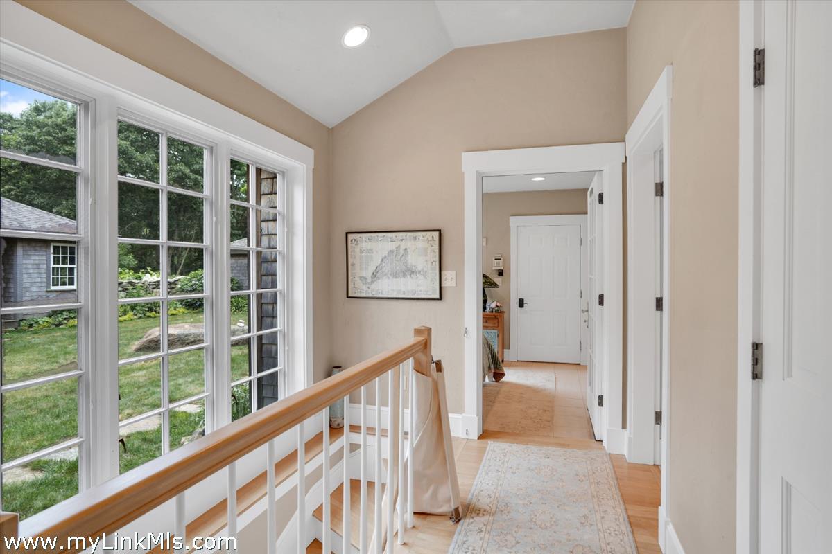 300 N Road Chilmark, MA 02535 - Photo 21 of 38