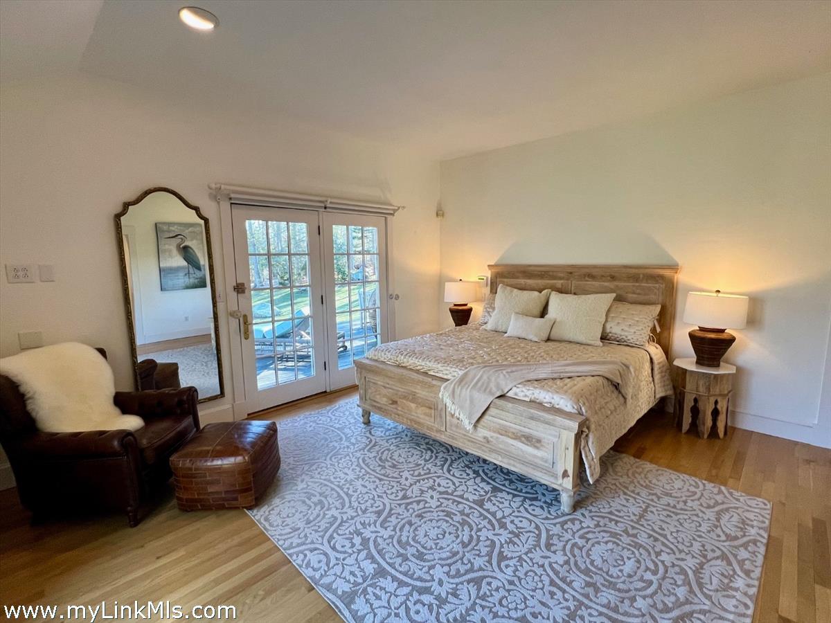 300 N Road Chilmark, MA 02535 - Photo 9 of 38