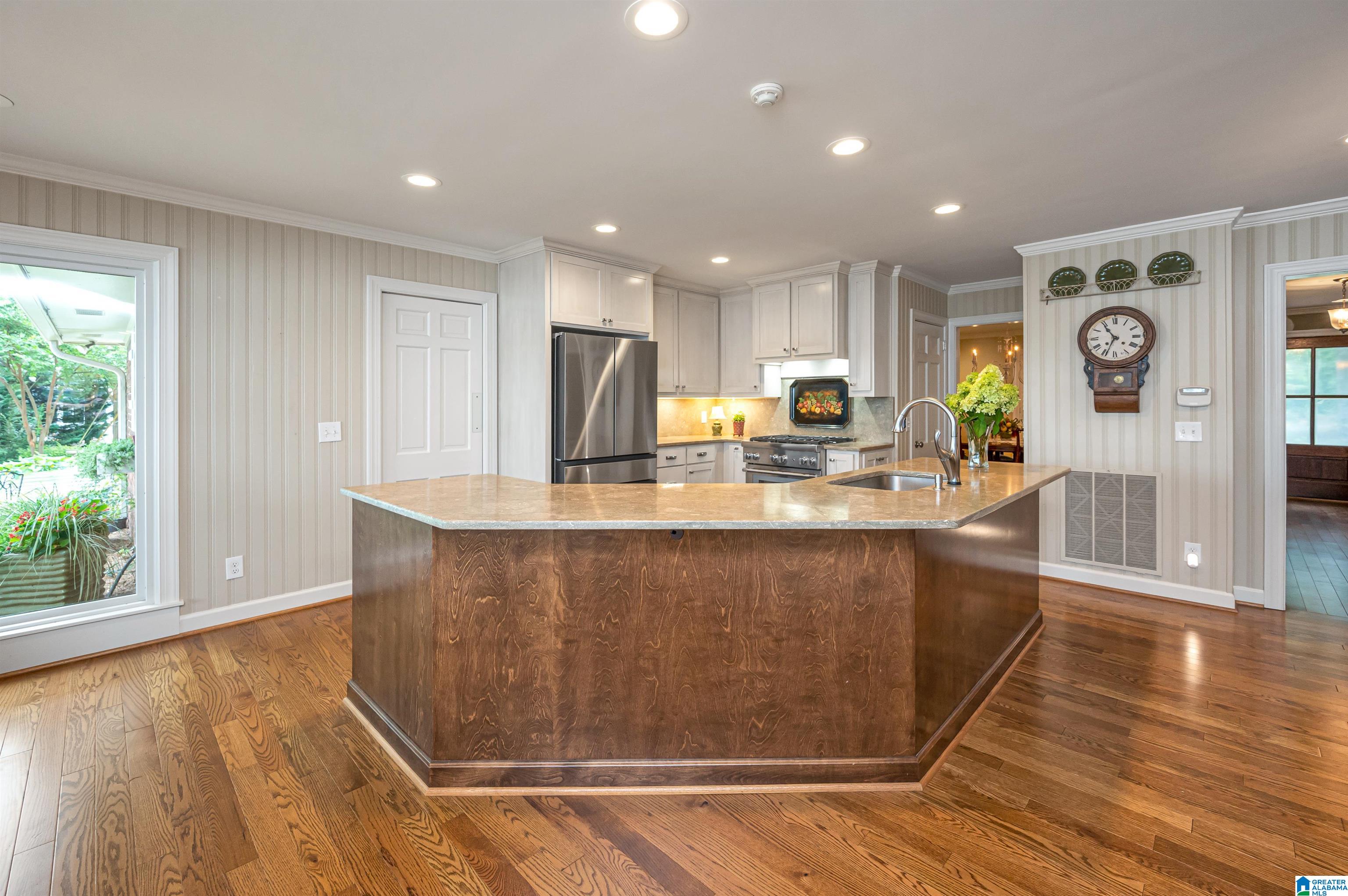 2 Seddon Point Pell City, AL 35128 - Photo 6 of 72