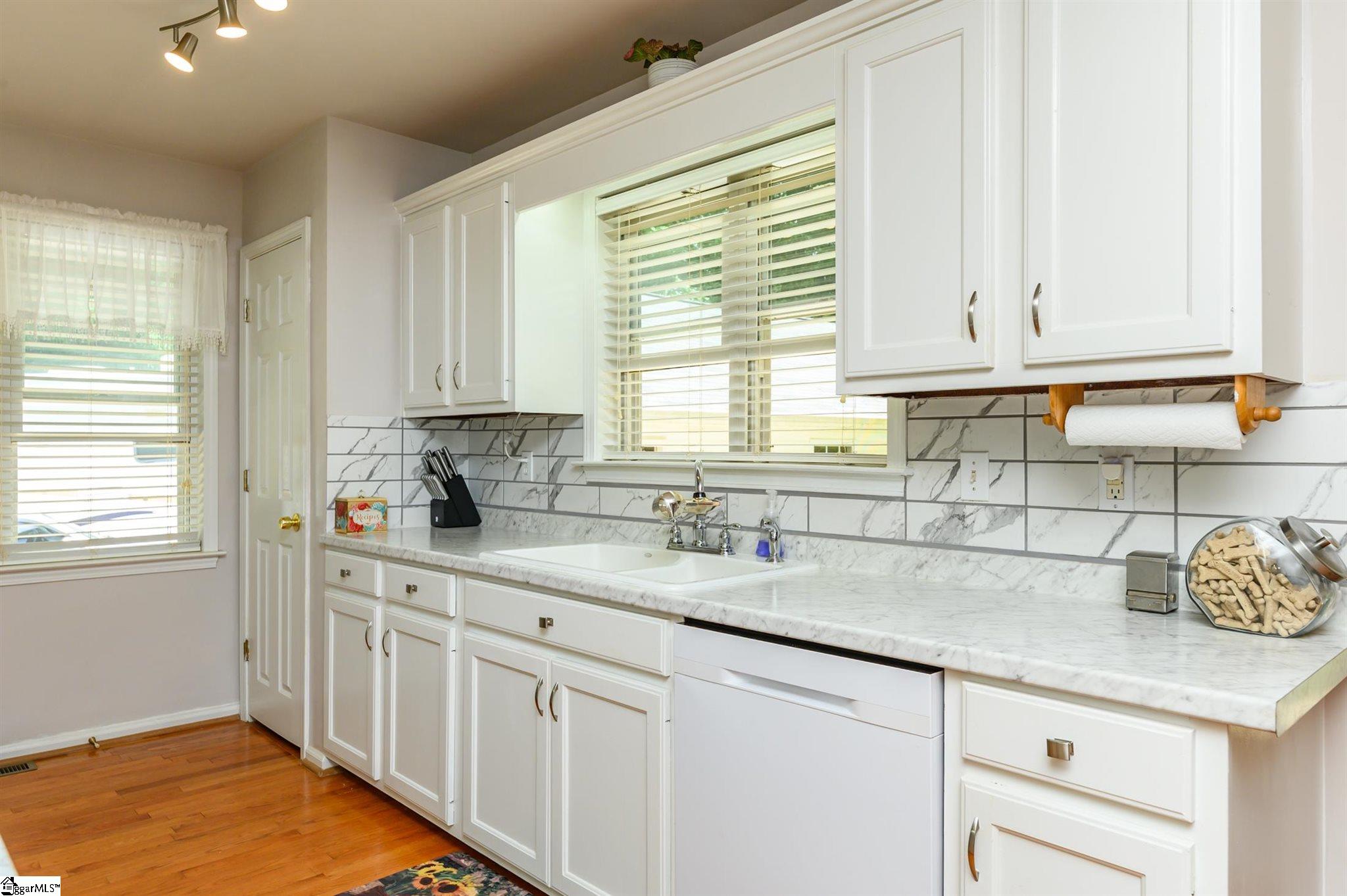 371 Hickory Hollow Road Inman, SC 29349 - Photo 13 of 34