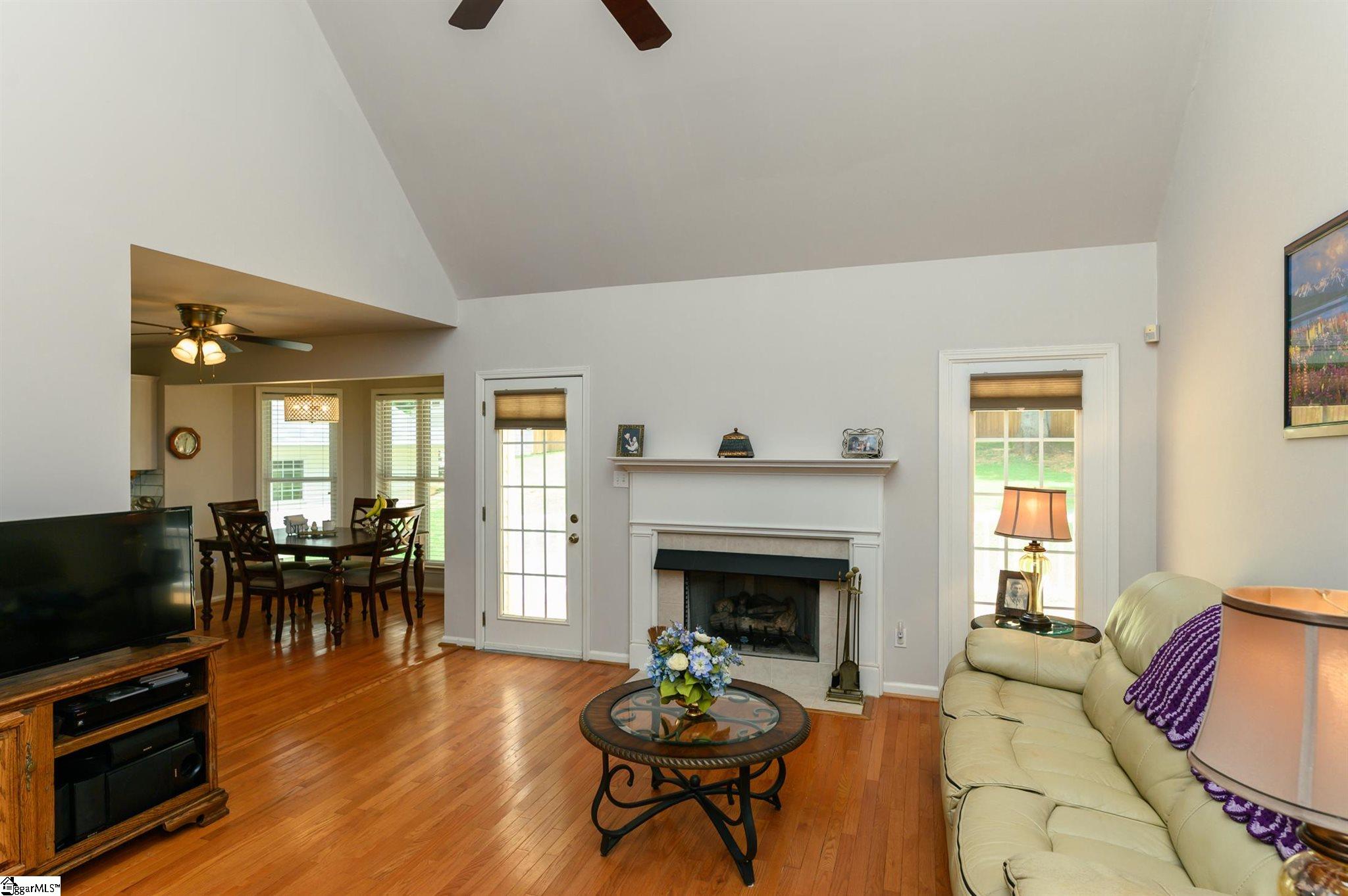371 Hickory Hollow Road Inman, SC 29349 - Photo 7 of 34