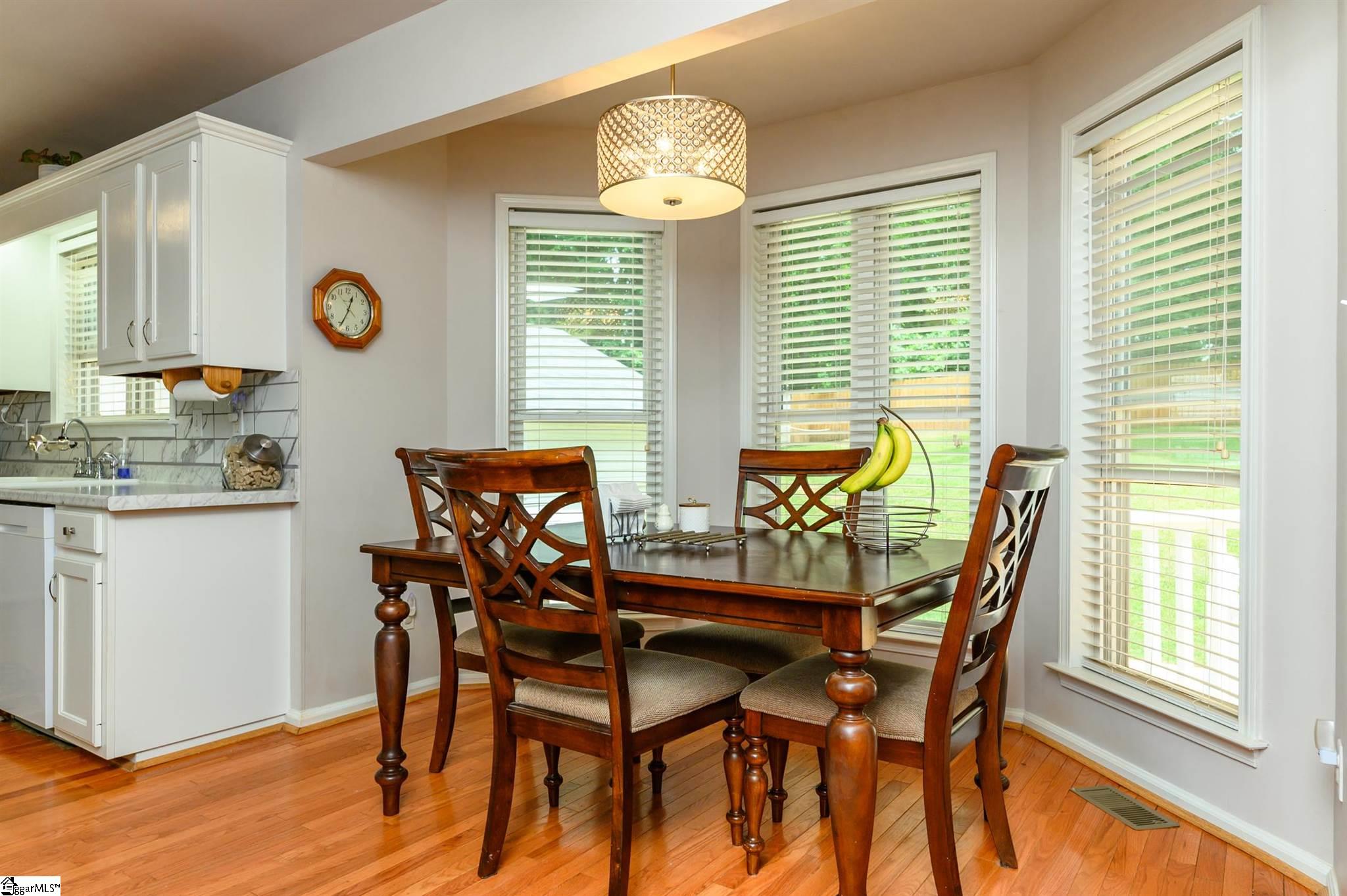 371 Hickory Hollow Road Inman, SC 29349 - Photo 10 of 34