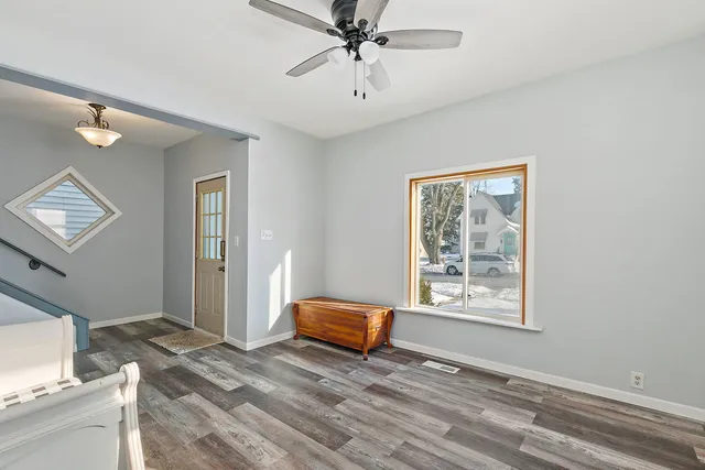 $179,900 | 329 South 10th Street, DeKalb, IL 60115