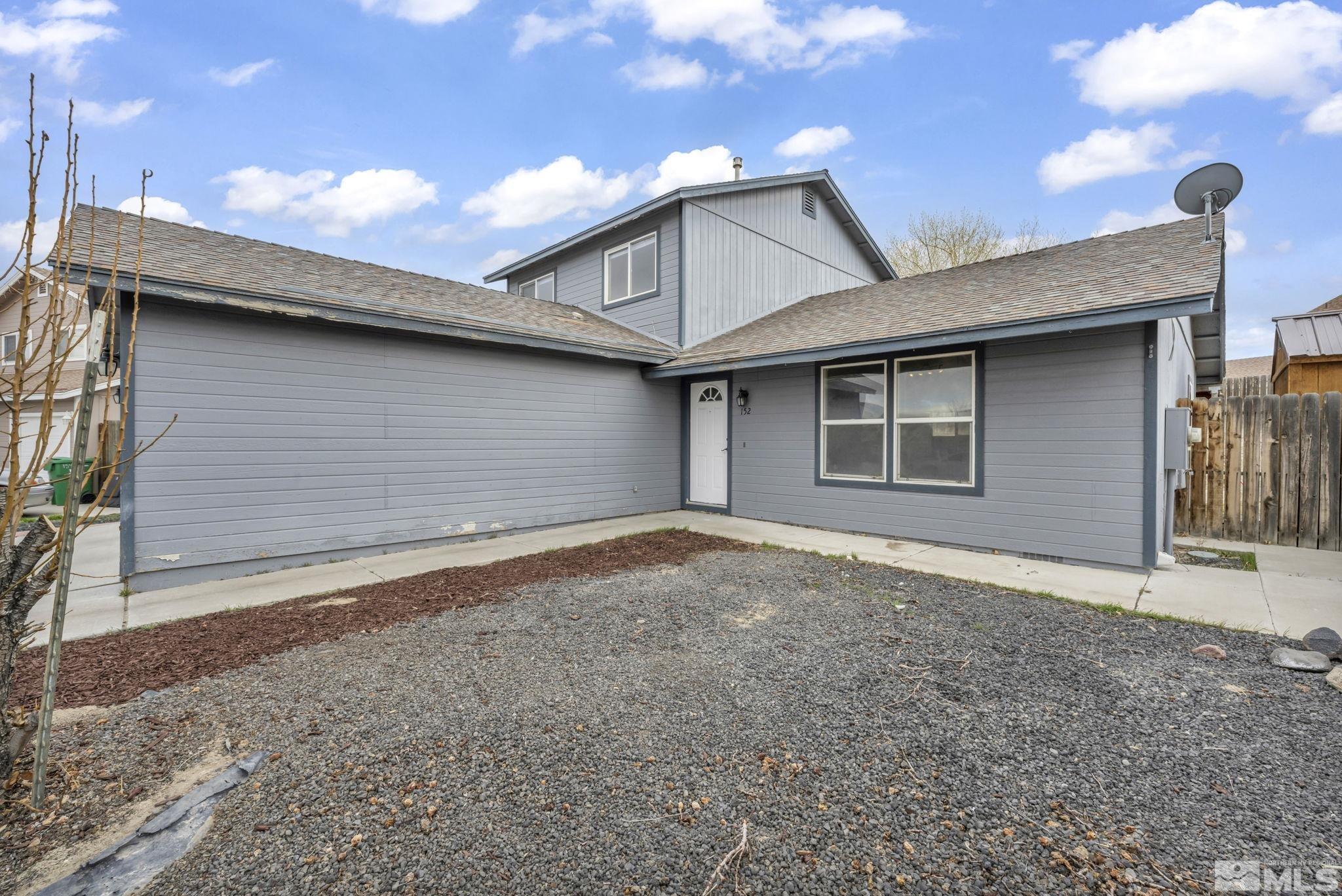 152 Desert Springs Court Fernley, NV 89408 - Photo 6 of 40 Photo 6